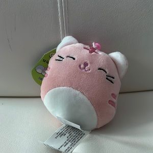 BNWT 3.5” Paulita the Cat Squishmallow Clip